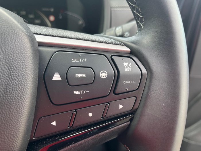 2025 Isuzu MU-X LS-T