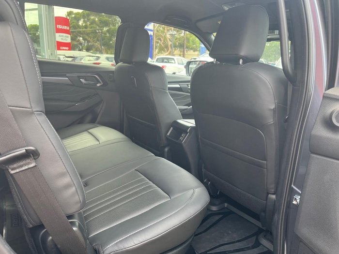 2025 Isuzu MU-X LS-T