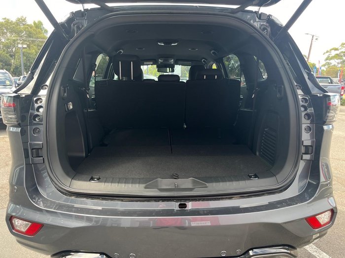 2025 Isuzu MU-X LS-T