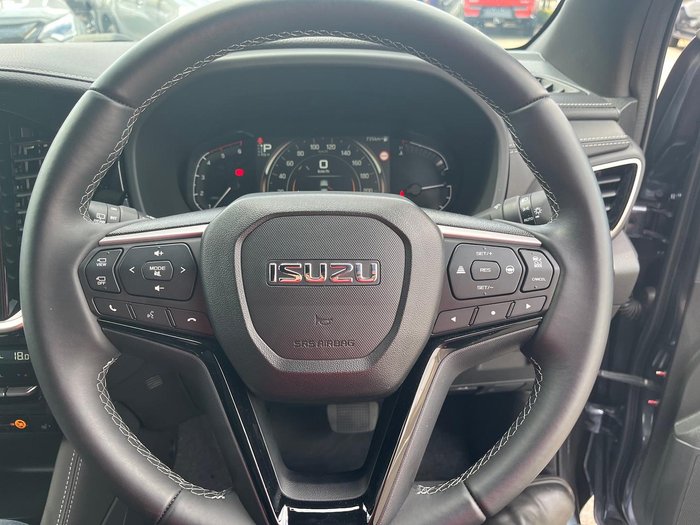 2025 Isuzu MU-X LS-T