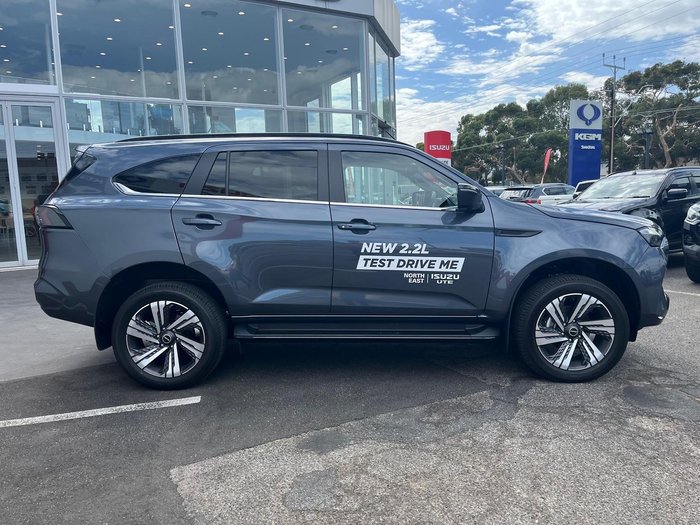 2025 Isuzu MU-X LS-T