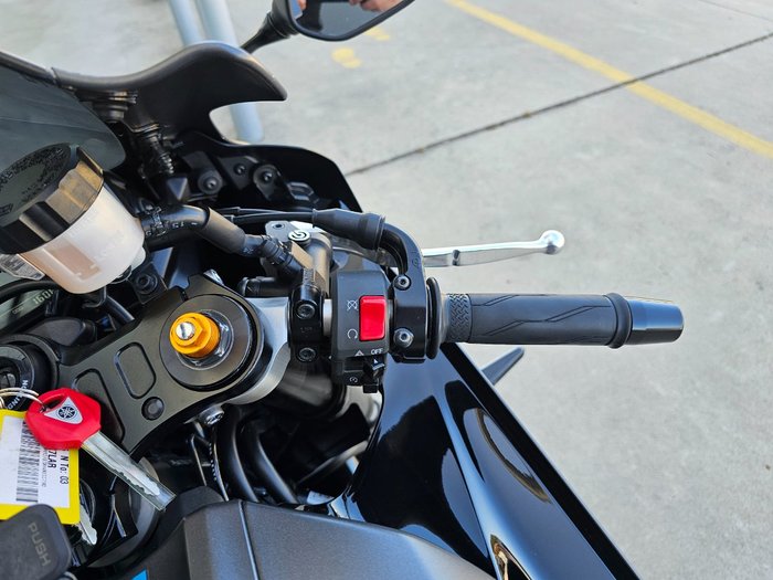 2024 Yamaha YZF-R7LA GREY