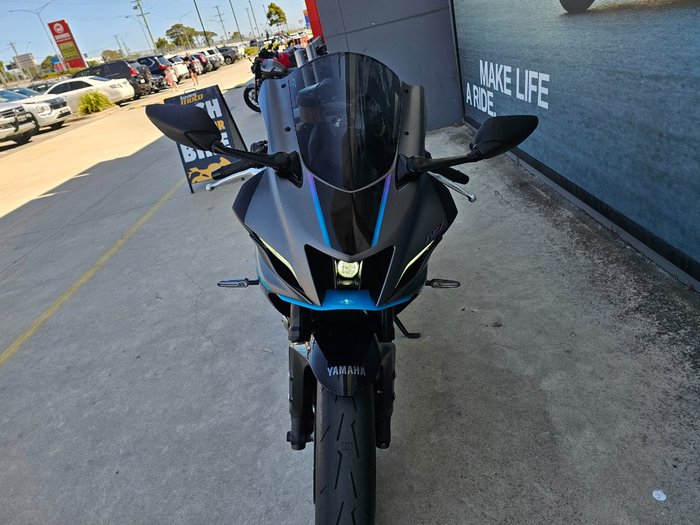 2024 Yamaha YZF-R7LA GREY
