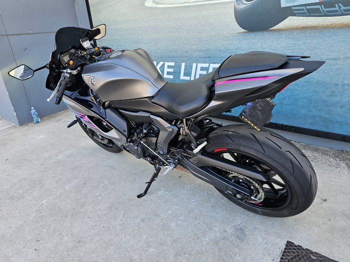 2024 Yamaha YZF-R7LA GREY