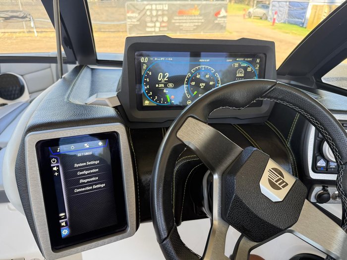 2023 Malibu Wakesetter 22 LSV