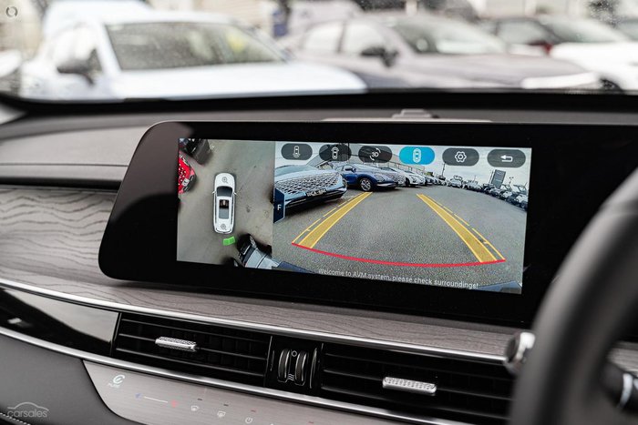 2025 Chery Tiggo 8 Pro Max Urban MY24 Lunar White