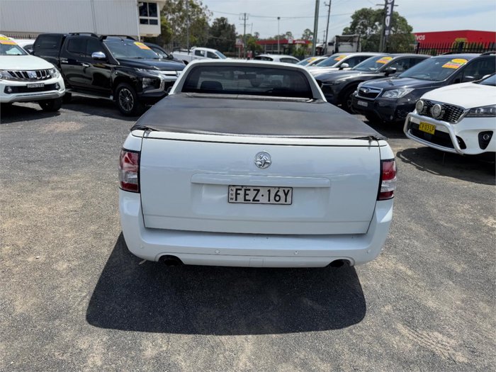 2011 HOLDEN COMMODORE OMEGA