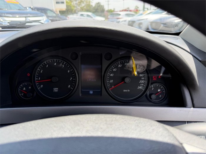 2011 HOLDEN COMMODORE OMEGA