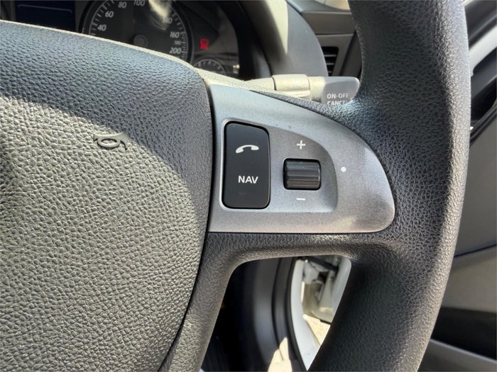 2011 HOLDEN COMMODORE OMEGA