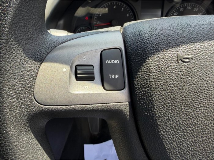 2011 HOLDEN COMMODORE OMEGA