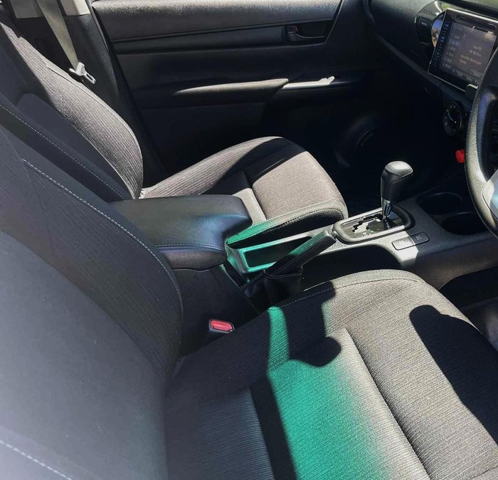 2018 Toyota Hilux SR