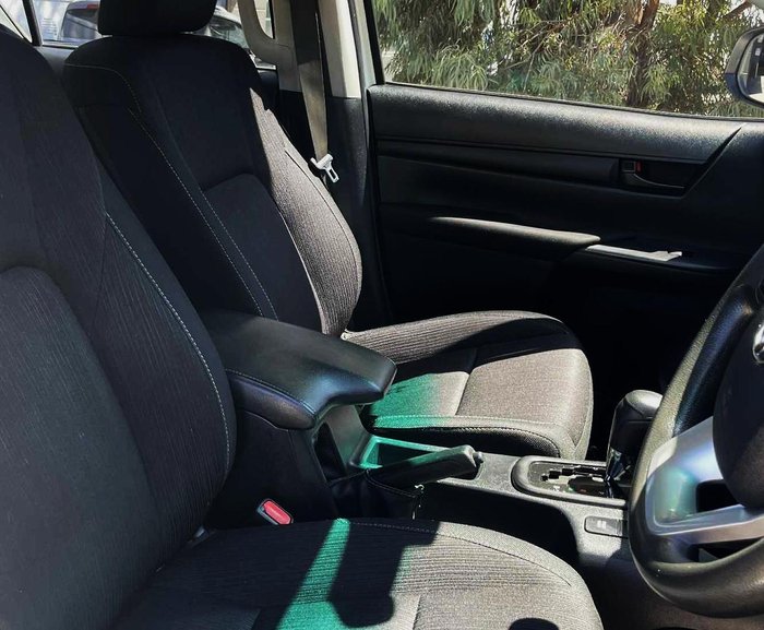 2018 Toyota Hilux SR