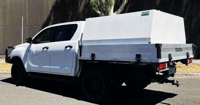 2018 Toyota Hilux SR