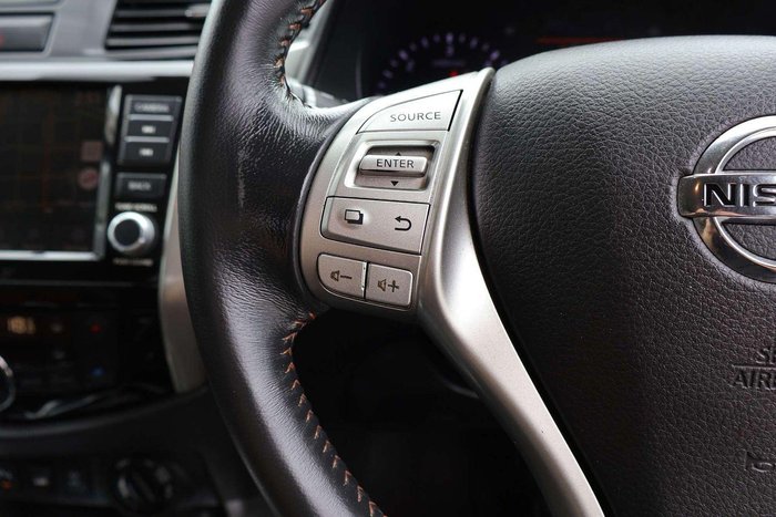 2020 Nissan Navara N-TREK