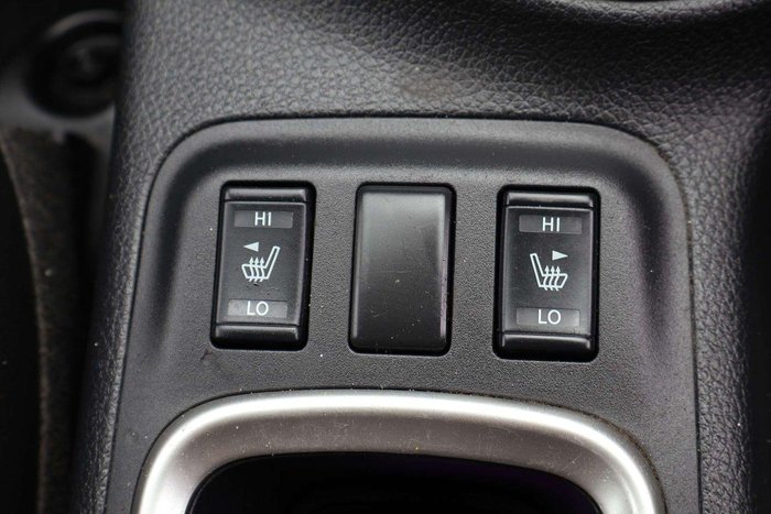 2020 Nissan Navara N-TREK