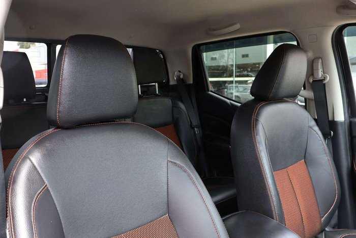 2020 Nissan Navara N-TREK