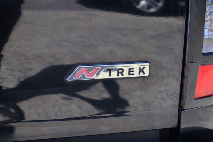 2020 Nissan Navara N-TREK