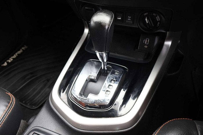 2020 Nissan Navara N-TREK