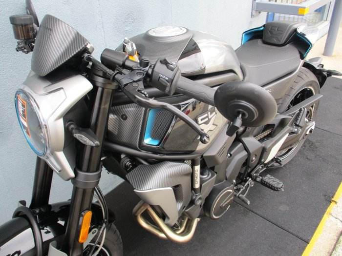 2022 CFMOTO CL-X SPORT GREY