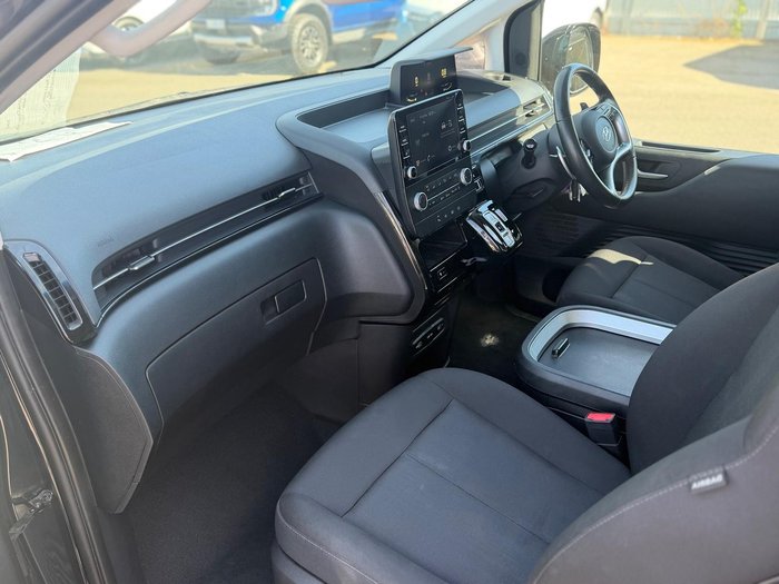 2022 Hyundai STARIA