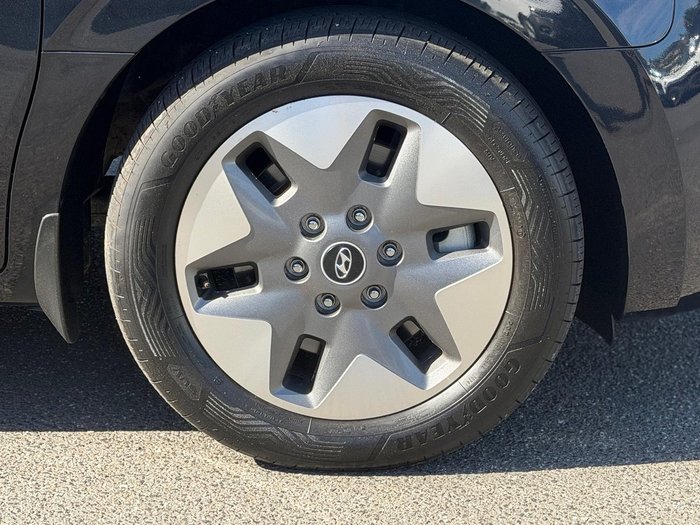 2022 Hyundai STARIA