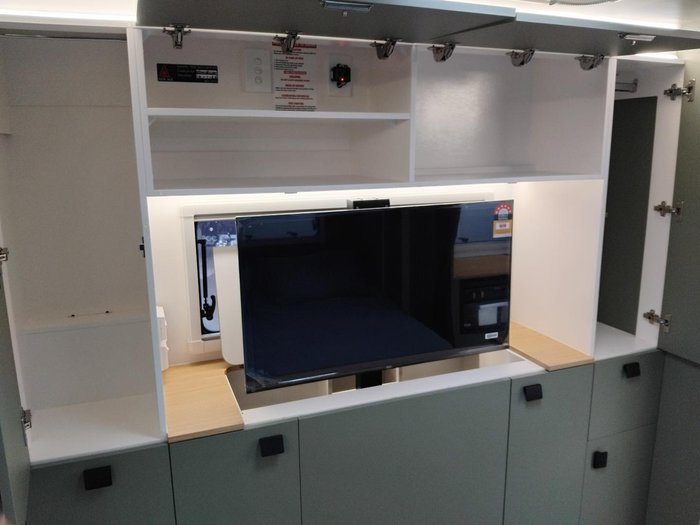 2026 New Age Caravans Big Red 20Ft Slide Out Full Composite Price Reduced!