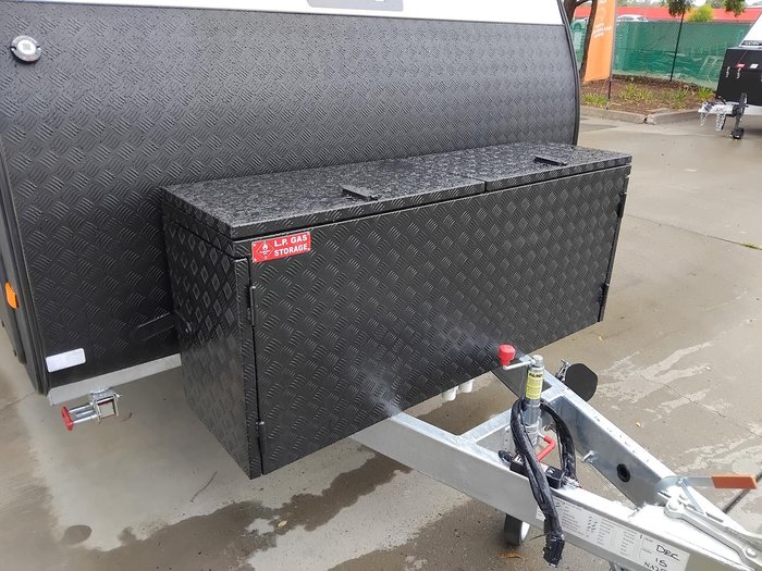 2026 New Age Caravans Big Red 20Ft Slide Out Full Composite