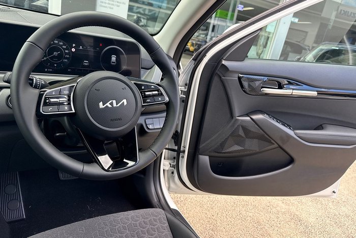 2025 Kia Seltos Sport+ SP2 PE MY26 AWD Snow White Pearl (SWP)
