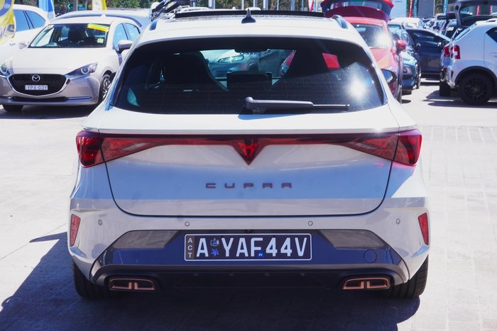 2025 CUPRA Leon VZe
