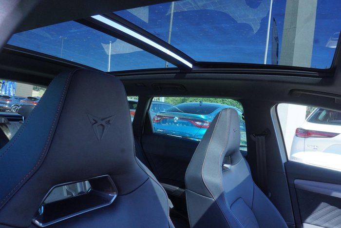 2025 CUPRA Leon VZe