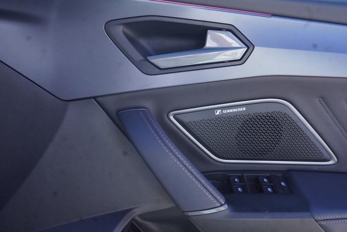 2025 CUPRA Leon VZe