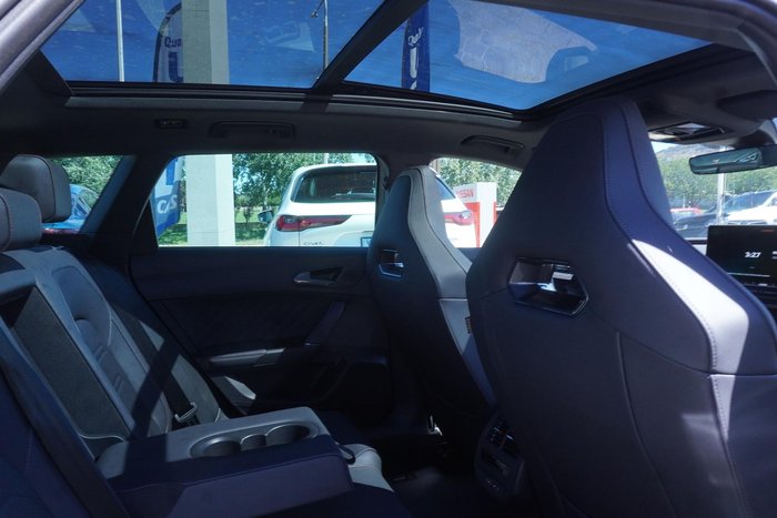 2025 CUPRA Leon VZe