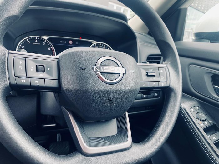 2025 Nissan X-TRAIL ST