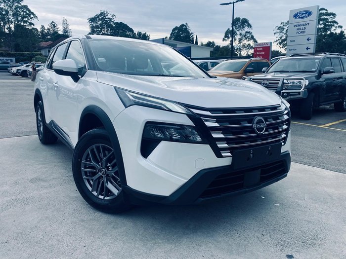 2025 Nissan X-TRAIL ST