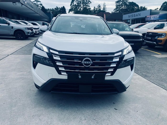 2025 Nissan X-TRAIL ST