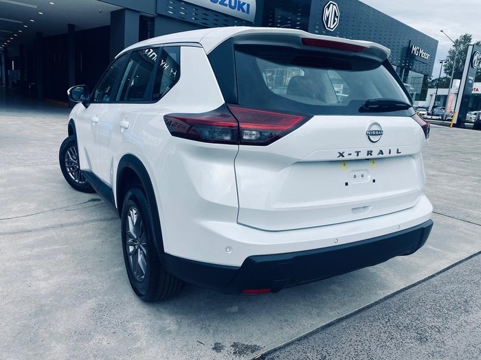 2025 Nissan X-TRAIL ST