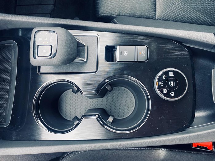 2025 Nissan X-TRAIL ST