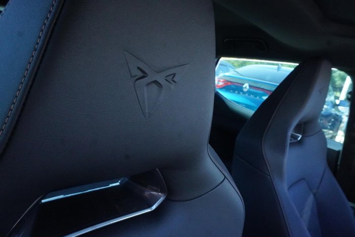 2025 CUPRA Leon S
