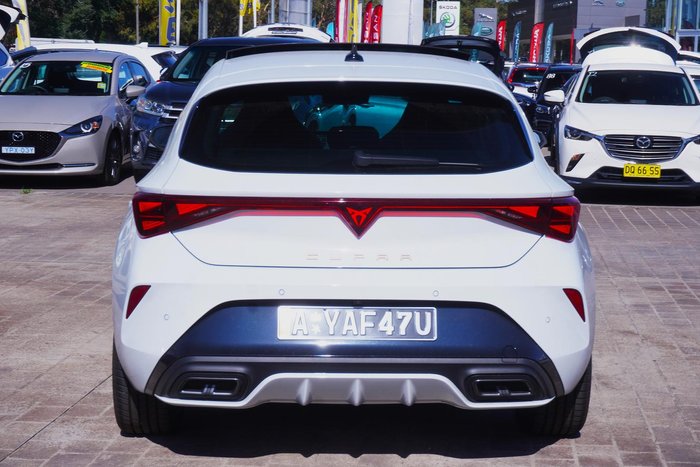 2025 CUPRA Leon S