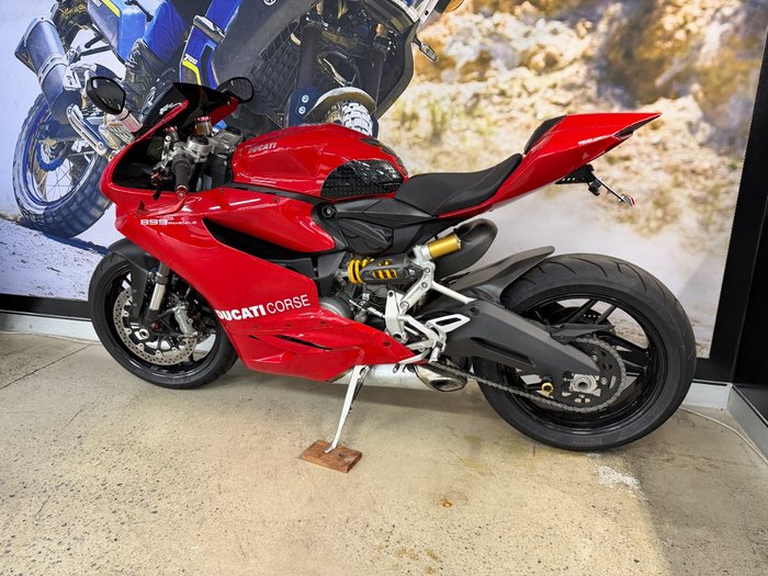 2015 DUCATI 899 PANIGALE RED