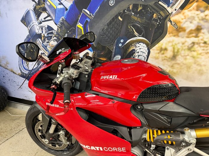 2015 DUCATI 899 PANIGALE RED