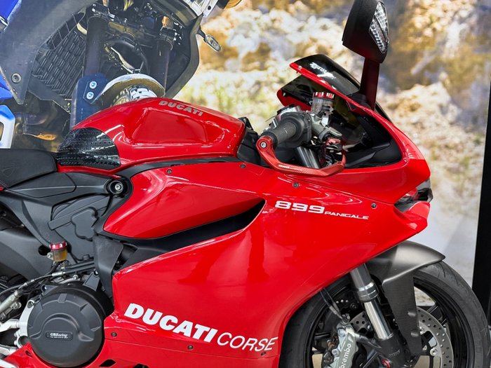 2015 DUCATI 899 PANIGALE RED