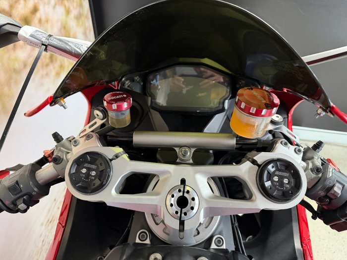 2015 DUCATI 899 PANIGALE RED