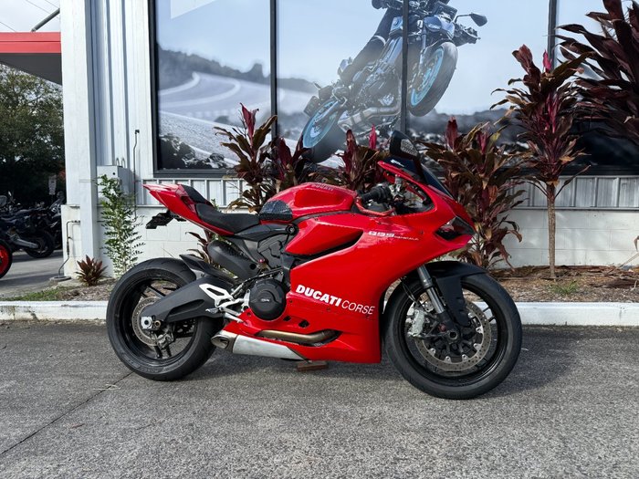 2015 DUCATI