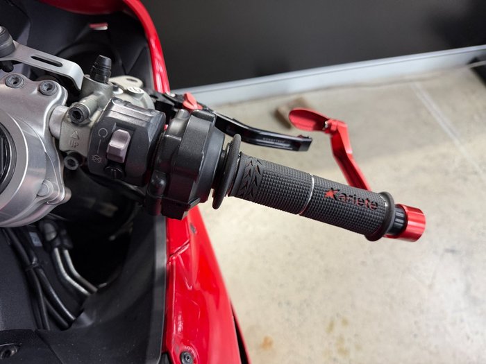 2015 DUCATI 899 PANIGALE RED