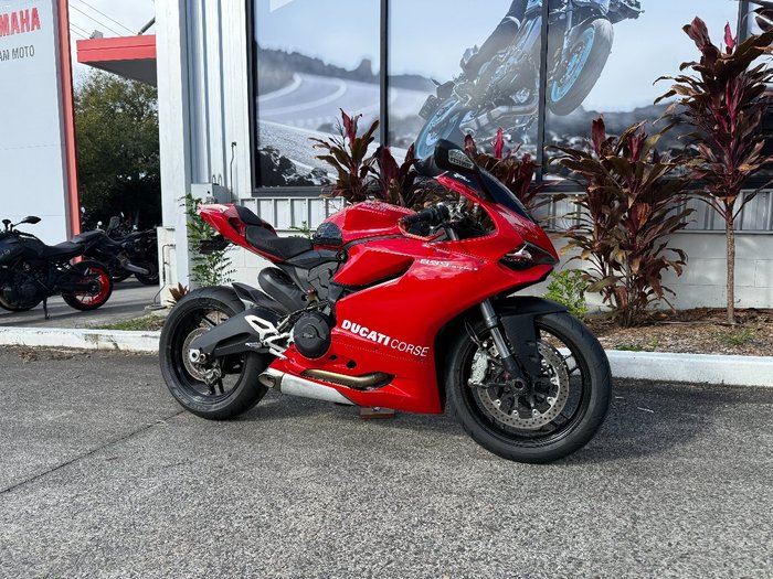 2015 DUCATI
