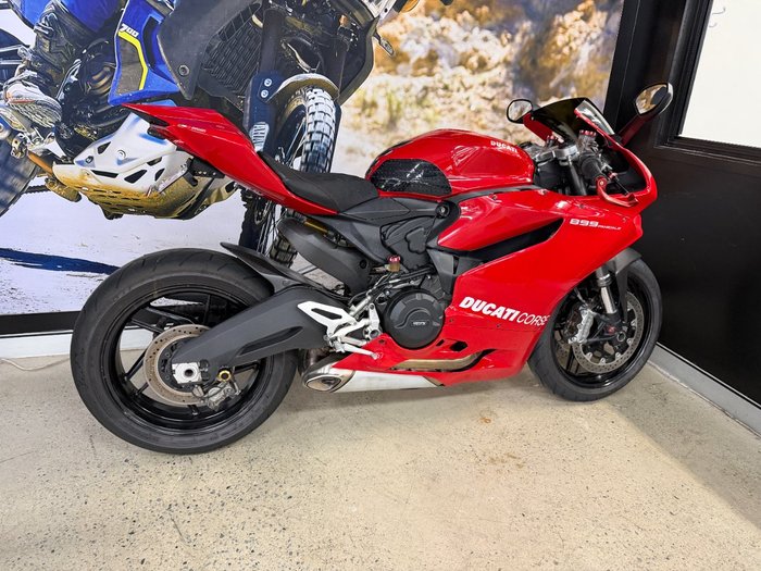 2015 DUCATI 899 PANIGALE RED