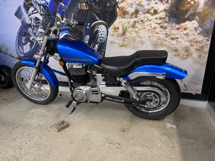 2015 Suzuki BOULEVARD S40 BLUE