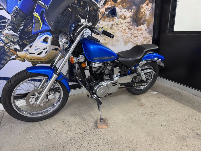 2015 Suzuki BOULEVARD S40 BLUE