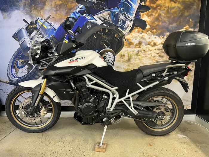 2011 Triumph TIGER 800 WHITE